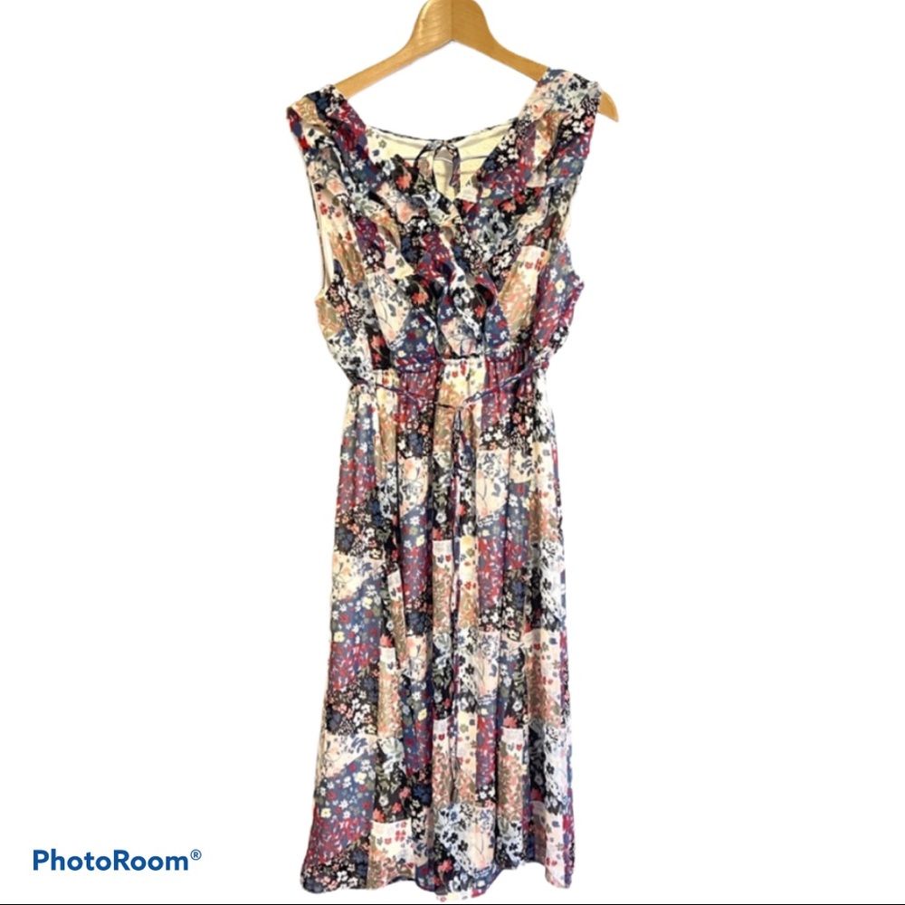 Jessica Simpson Maternity Dress in size M.